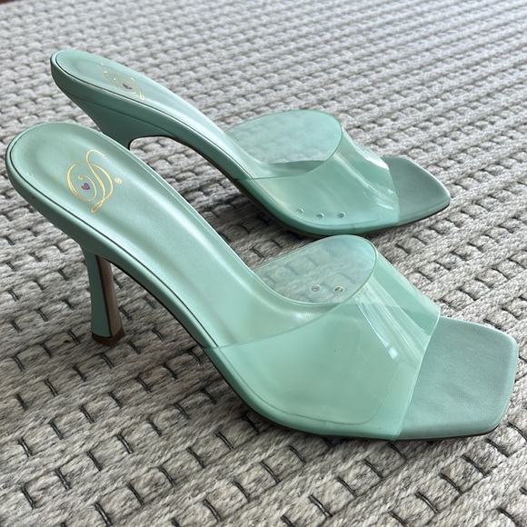 Green Mules - Picture 3 of 9